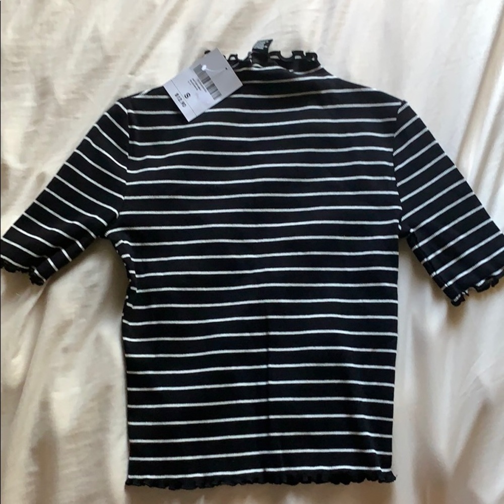 Forever 21 shirt